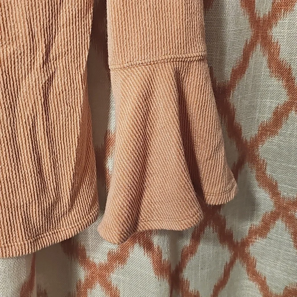 Women's Off-Shoulder Top - Picture 3 of 6